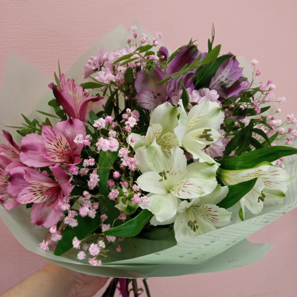 Сантини и гипсофилой Сантини и гипсофилой